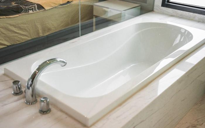 Homely Marina View 3BR Permas Bathtub & Seaview