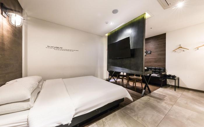Hotel Hertz