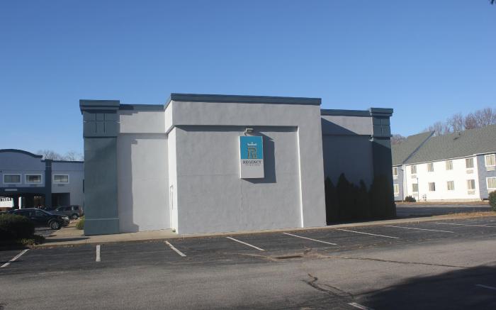Regency Inn &Suites