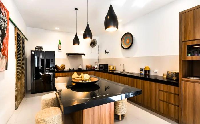Modern 3BR Private Pool Villa in the heartseminyak