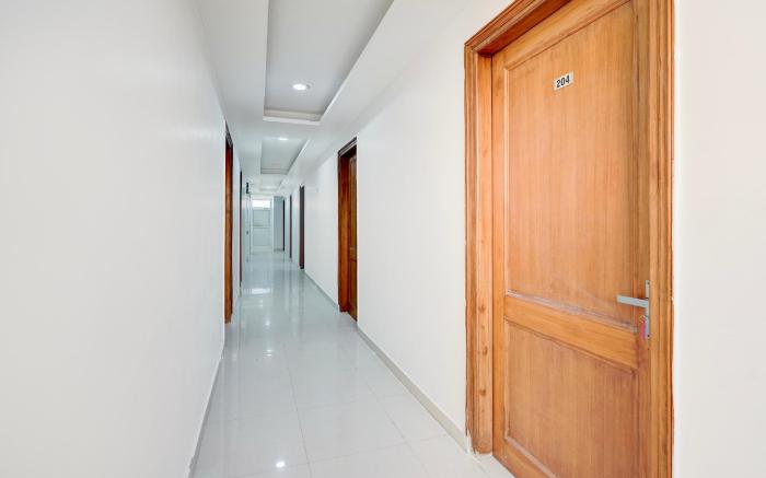 Super Townhouse Sector 135 Noida