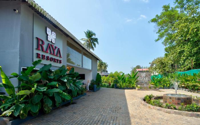 Raya Resorts
