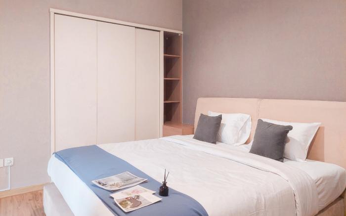 Nice and Modern 2BR M-Town Signature By Travelio