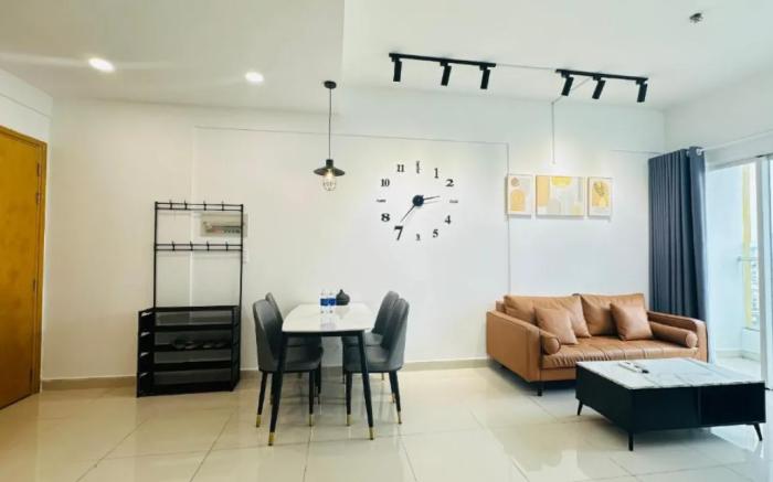 CHARMINGTON LA POINTE-LUXURY APARTMENT DISTRICT 10