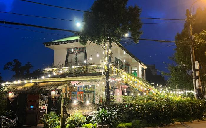Saigonese Trekking House