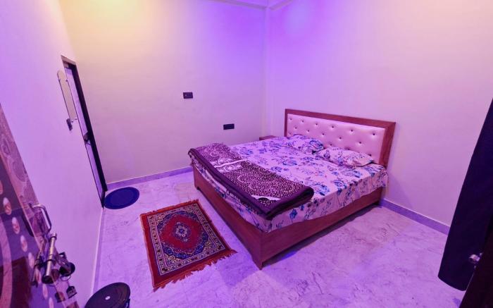 Krishna Home Stay