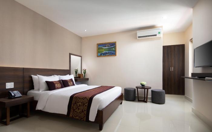 Nolis Hotel