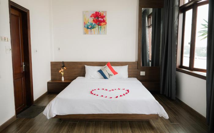 Như Ý Riverside Homestay