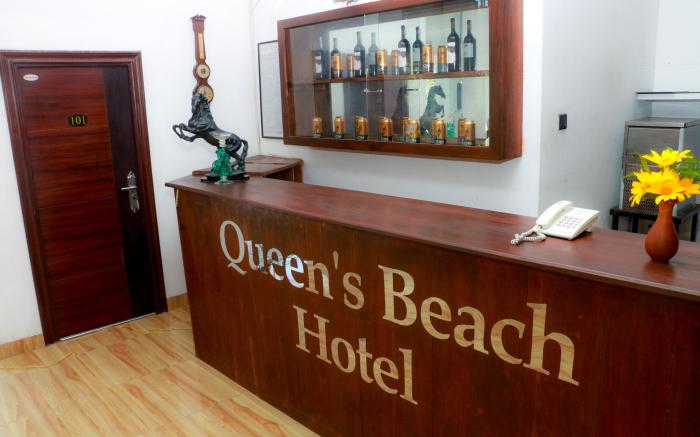 Queens Beach Hotel