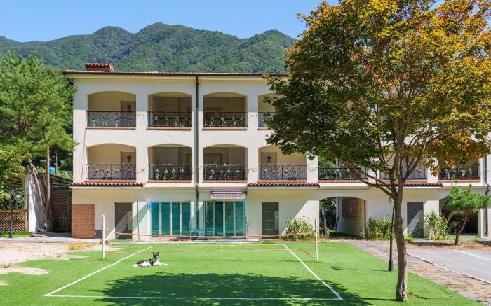 Gapyeong Mungkeul House Pension