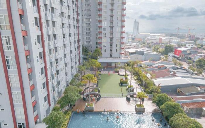 Spacious 1BR at Vida View Makassar By Travelio