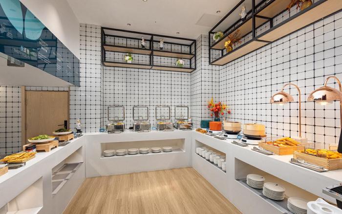 Country Inn & Suites by Radisson Lanzhou West Station Old Street Huanghelou