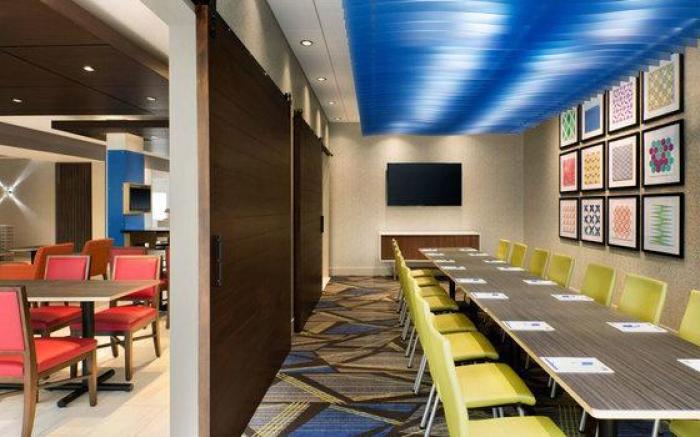 Holiday Inn Express And Suites Boston South - Randolph By IHG