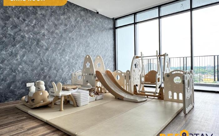 Kuching, Sarawak | Duplex Family Suite/5KM Airport