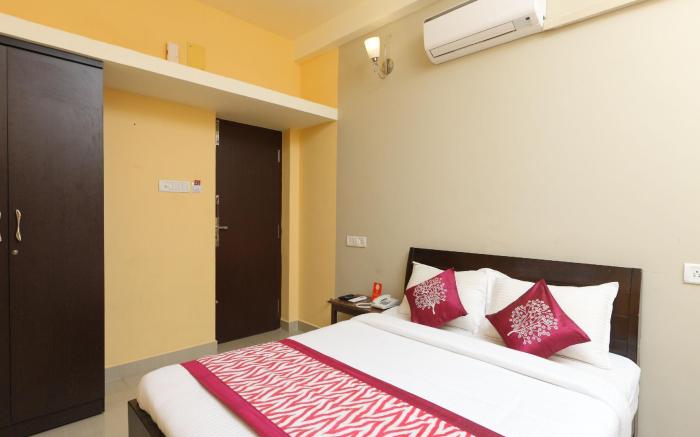 OYO Its South East Residency
