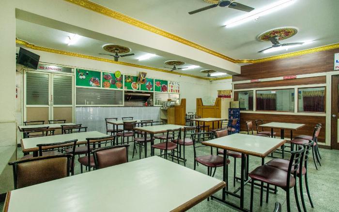 Hotel O Royal Residency Near Hare Krishna Hill