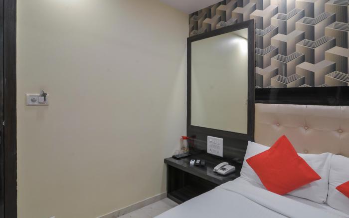 OYO 5171 Hotel Palace Residency