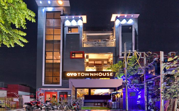 TownHouse 244 Munshipuliya