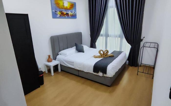 Wanis Palace Homestay@Gamuda Cove