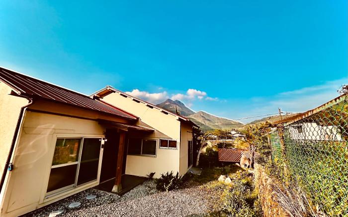 Takemi Onsen Villa  岳見の宿 – 天然温泉とプライベートサウナの一棟貸しヴィラ　