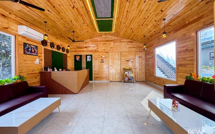 Wonderwood Corbett Resort