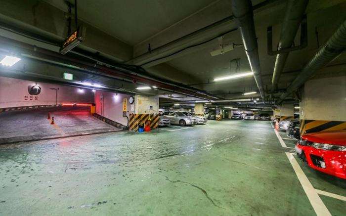 Changwon Jungangdong Paradise