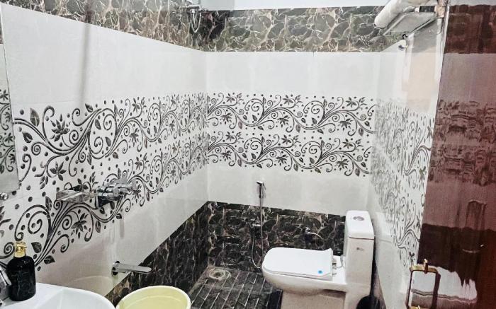 RAVINDRA GEETA Inn