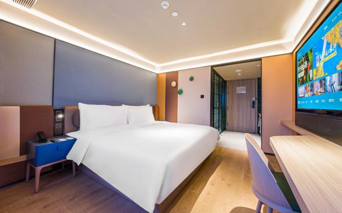 Orange Hotel Shanghai Xujiahui Stadium