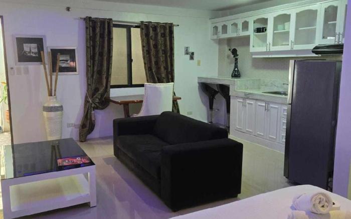 Arte Condo Rentals Grosvenor Square (Kandi Realty)