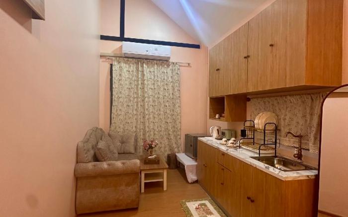 Phop Kham Room ภพค่ำ
