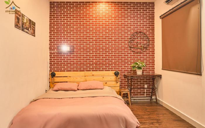 Stay Here at Night