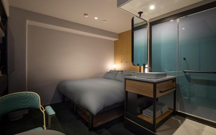 BASE LAYER HOTEL NAGOYA