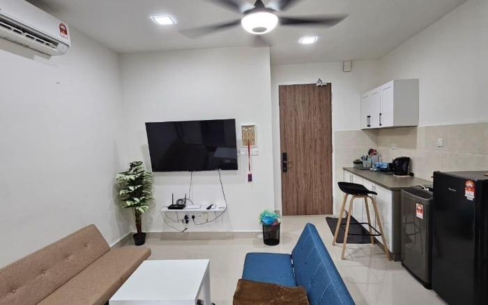 Premium City View Studio@The Shore KK C14N