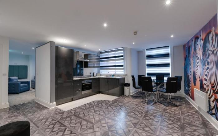 Temple Court Cavern Quarter 2-BR City Centre Apt