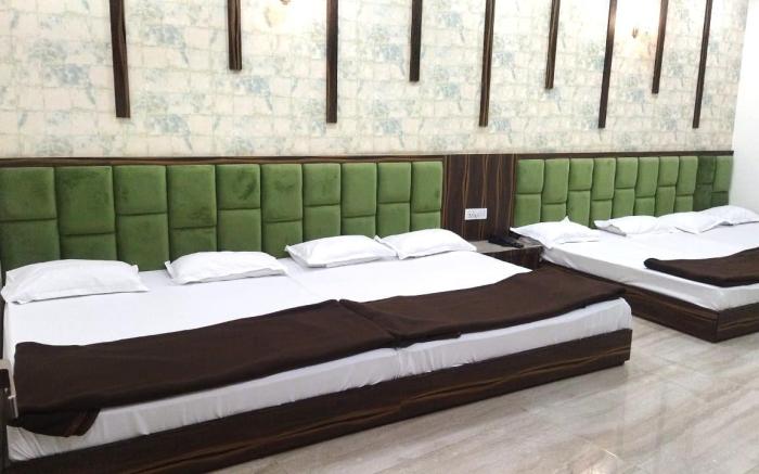 Hotel SR Siddhivinayak