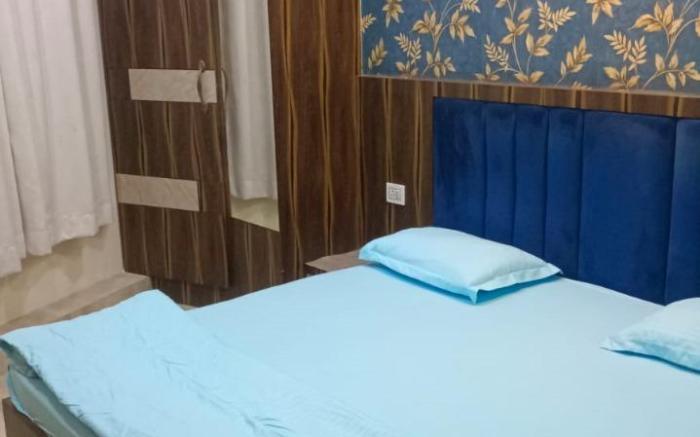 Hotel SR Siddhivinayak