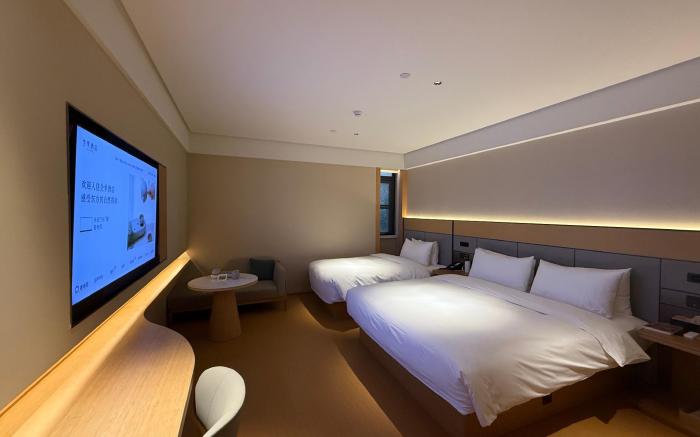 Ji Hotel Xi'an North Station Traditional Chinese Medicine Hospital Metro Station