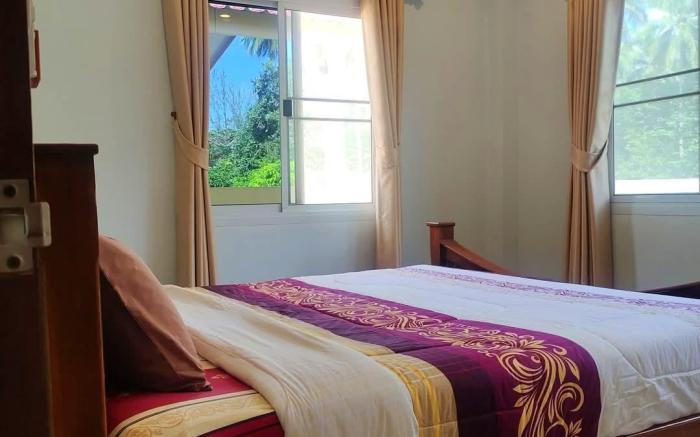 House in Lipa Noi