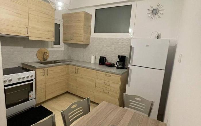 Athens Cozy 2BD Apt with Balcony Near Attiki Merto
