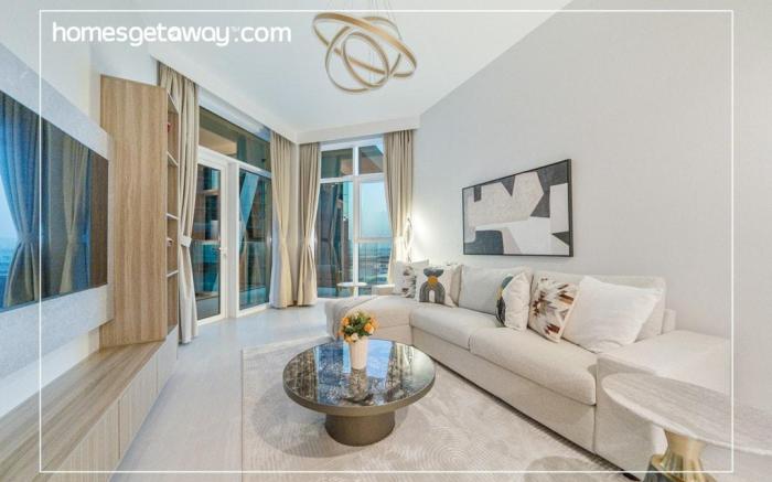 Premium 2BR Apt Home Fully Furnished