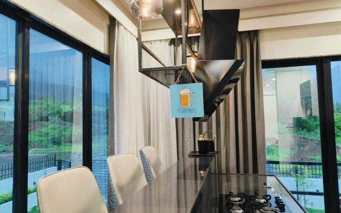The Cloudstone Villa Pvt pool 3BR by Homeyhuts