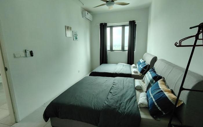 Meritus 3BR Seaview 10