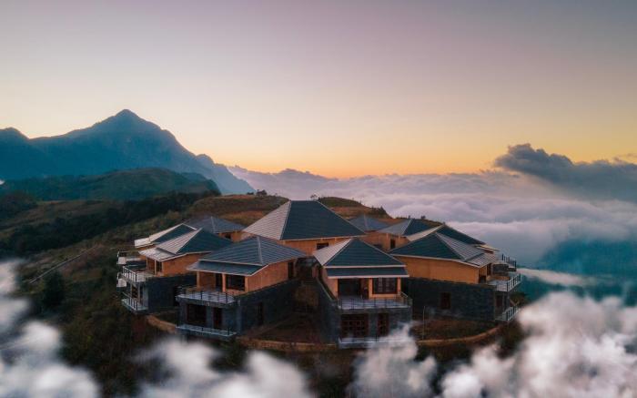 Cloud Paradise Resort