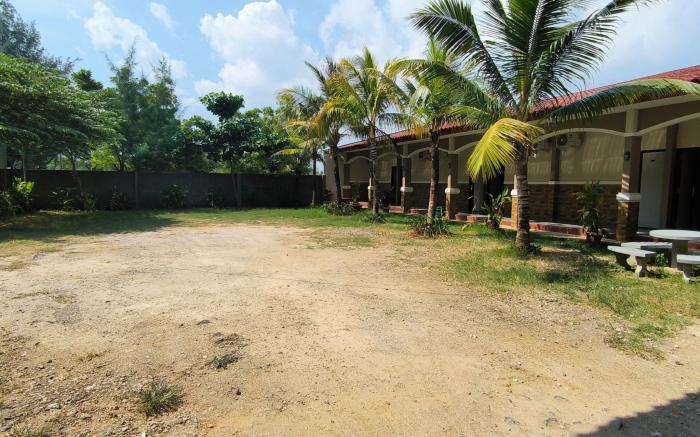 Bandengan Beach Hotel Jepara 2