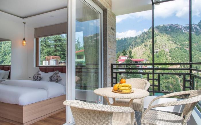 The Mirage | Luxury 2bhk | Heated Jacuzzi | Shimla