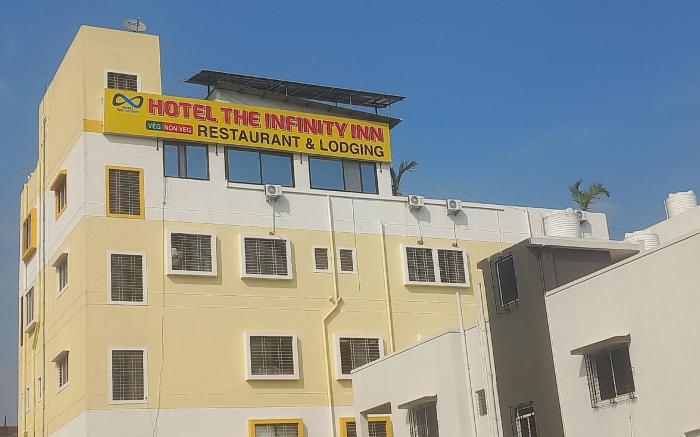 Hotel The Infinity Inn