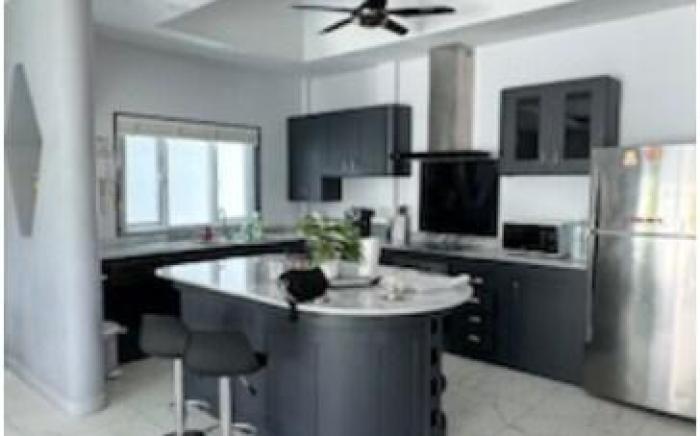 Luxury 4 Bedroom Beach House