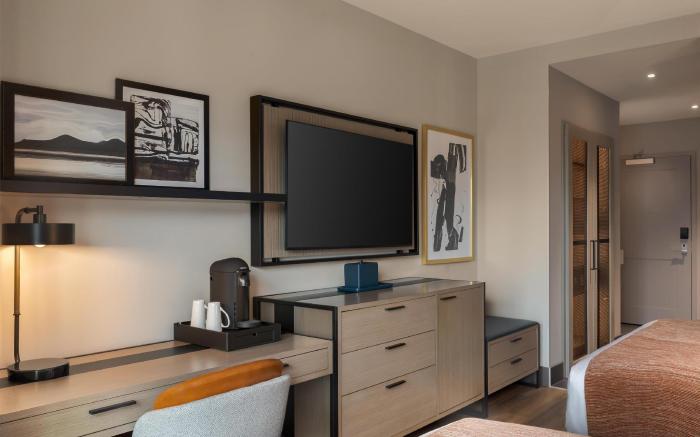 Hotel Avail Rogers, Tapestry Collection by Hilton