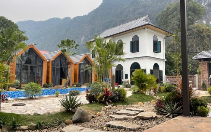 TRANG AN GREEN BUNGALOW & RESTAURANT