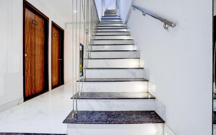 Super Collection O Lokhandwala Andheri West formerly White Star